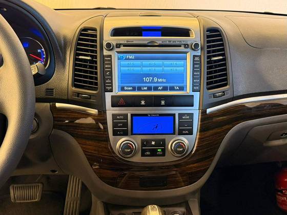 HYUNDAI SANTA FÉ 2.4 MPI 2WD 16V GASOLINA 4P AUTOMÁTICO HYUNDAI SANTA FÉ 2.4 MPI 2WD 16V GASOLINA 4P AUTOMÁTICO